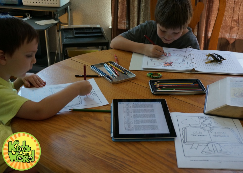 Picture Smart Bible: Tracing, coloring and learning through the Bible.